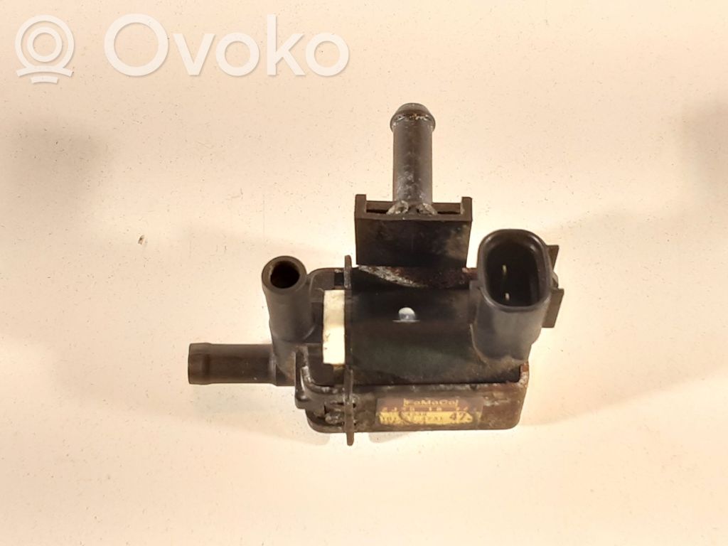 Mazda 3 II Válvula de vacío 