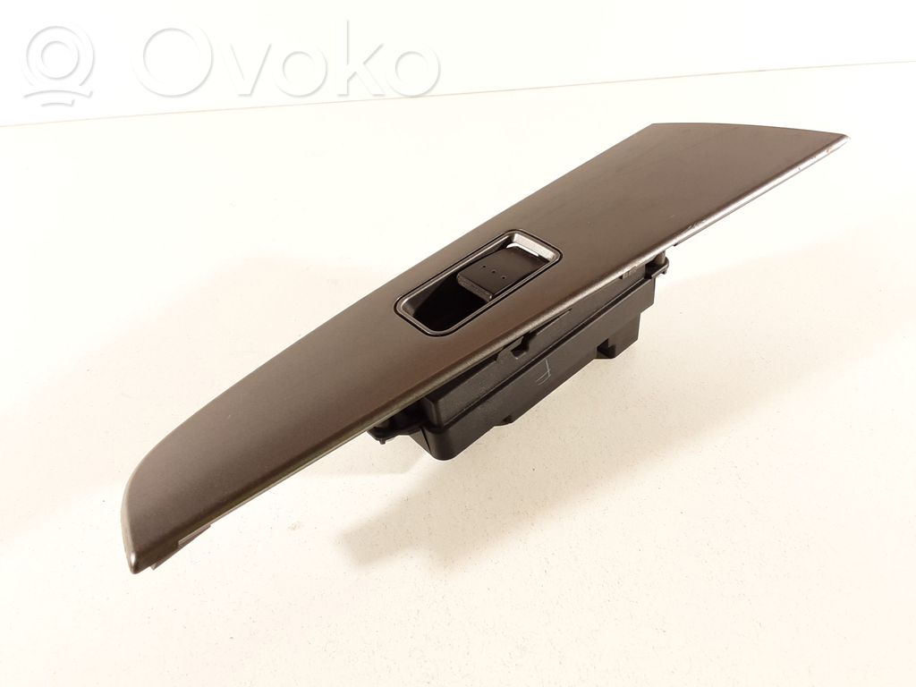 Mazda 3 I Electric window control switch 