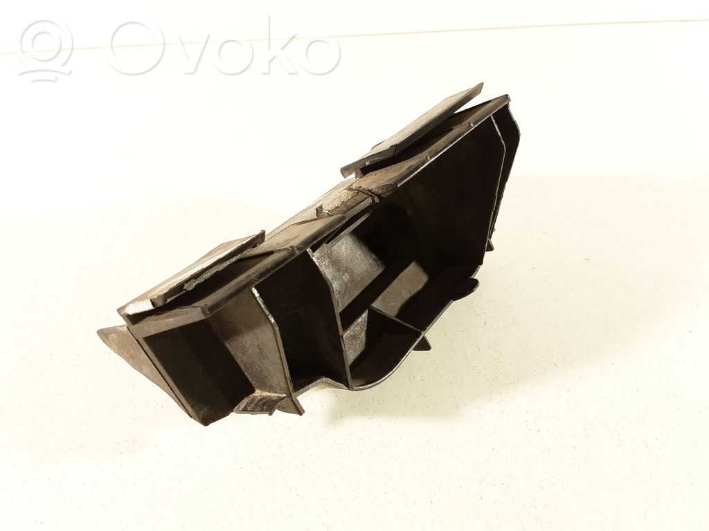 Toyota Corolla E120 E130 Uchwyt / Mocowanie zderzaka tylnego 