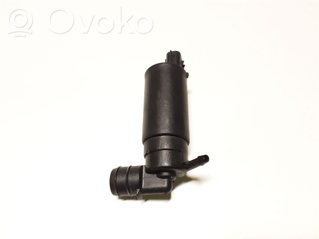 Land Rover Freelander Windscreen/windshield washer pump 