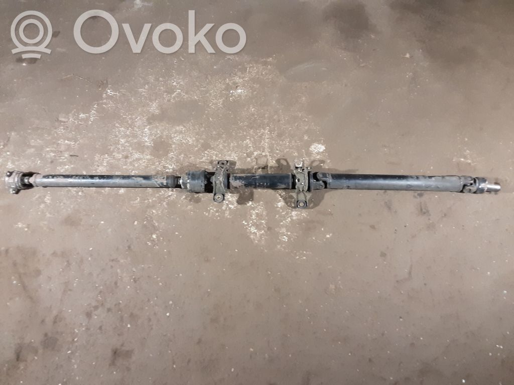 Mitsubishi Outlander Kardanas komplekte 