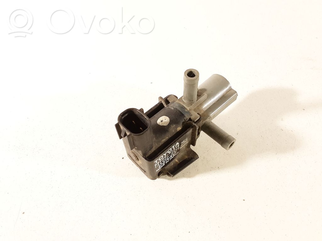 Toyota Corolla E120 E130 Tyhjiöputki 