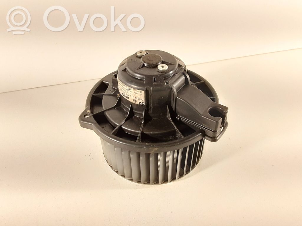 Toyota Corolla E120 E130 Mazā radiatora ventilators 
