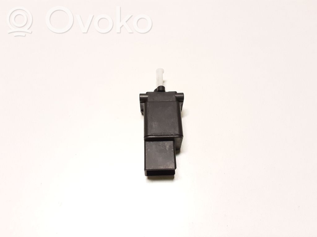 Mazda CX-7 Brake pedal sensor switch 