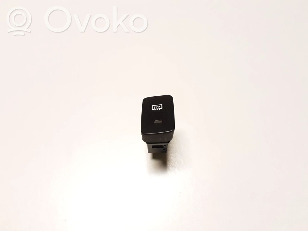 Hyundai Tucson JM Windscreen/window heater switch 