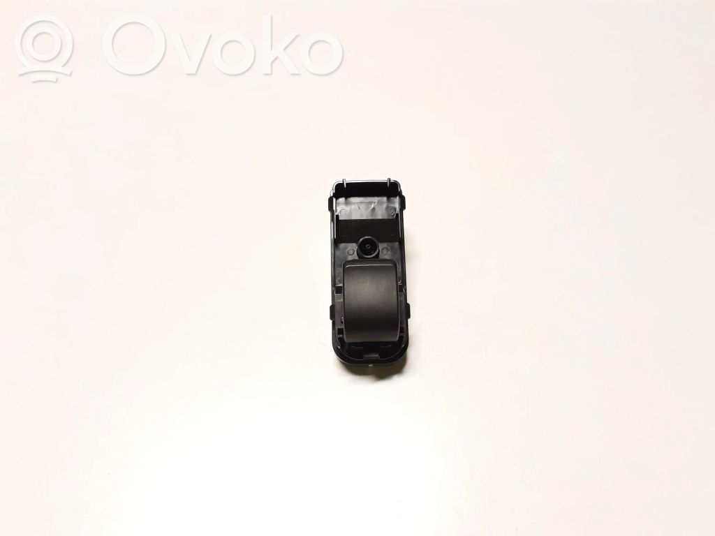 Mazda CX-3 Electric window control switch 