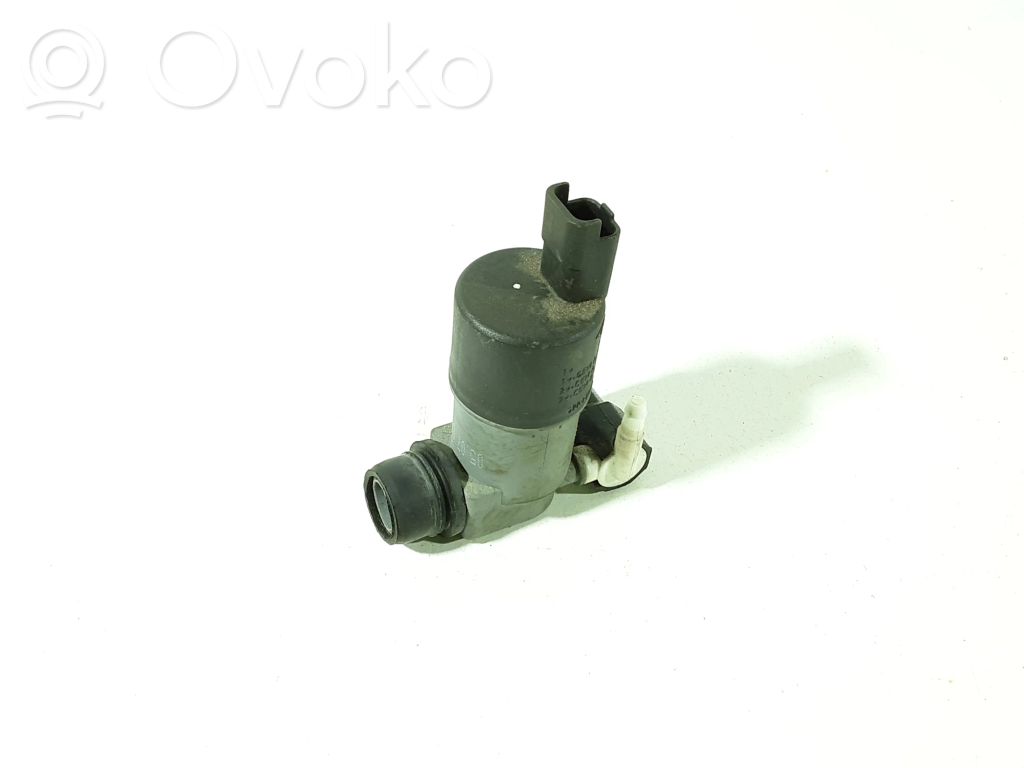 Nissan Almera Tino Windscreen/windshield washer pump 