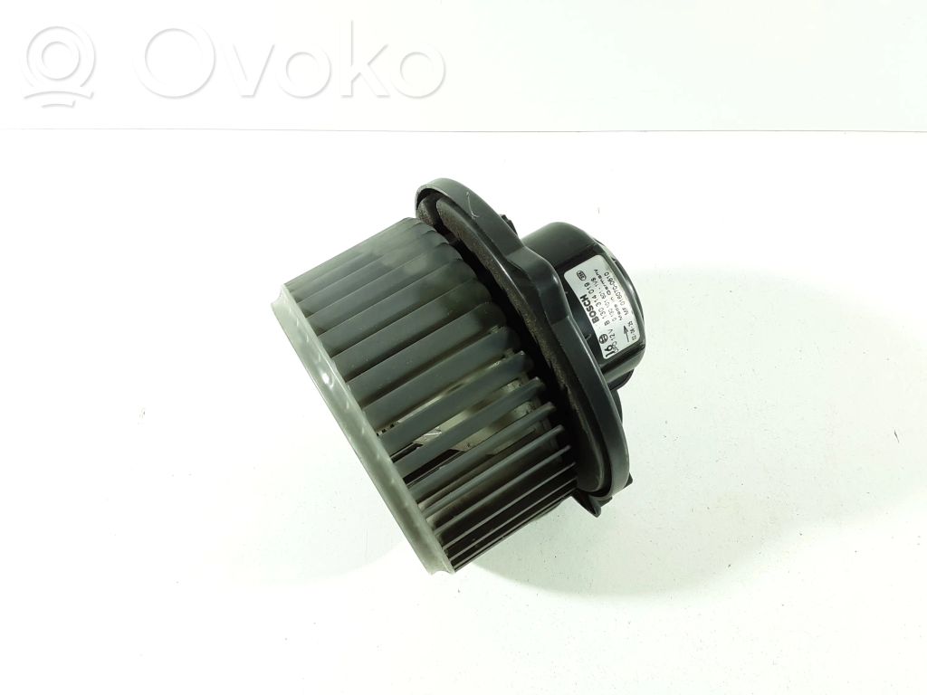 Toyota Corolla E120 E130 Mazā radiatora ventilators 