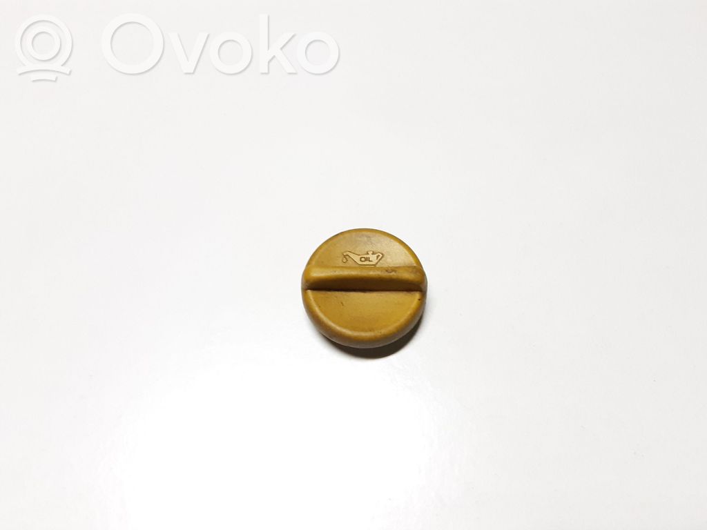 Opel Meriva A Korek wlewu oleju 