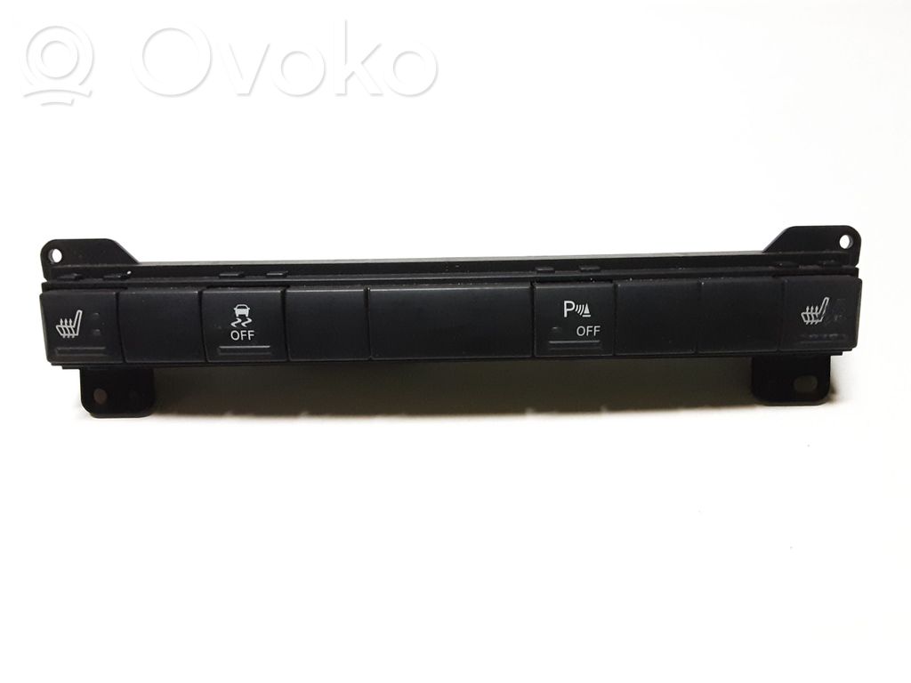 Jeep Grand Cherokee (WK) A set of switches 