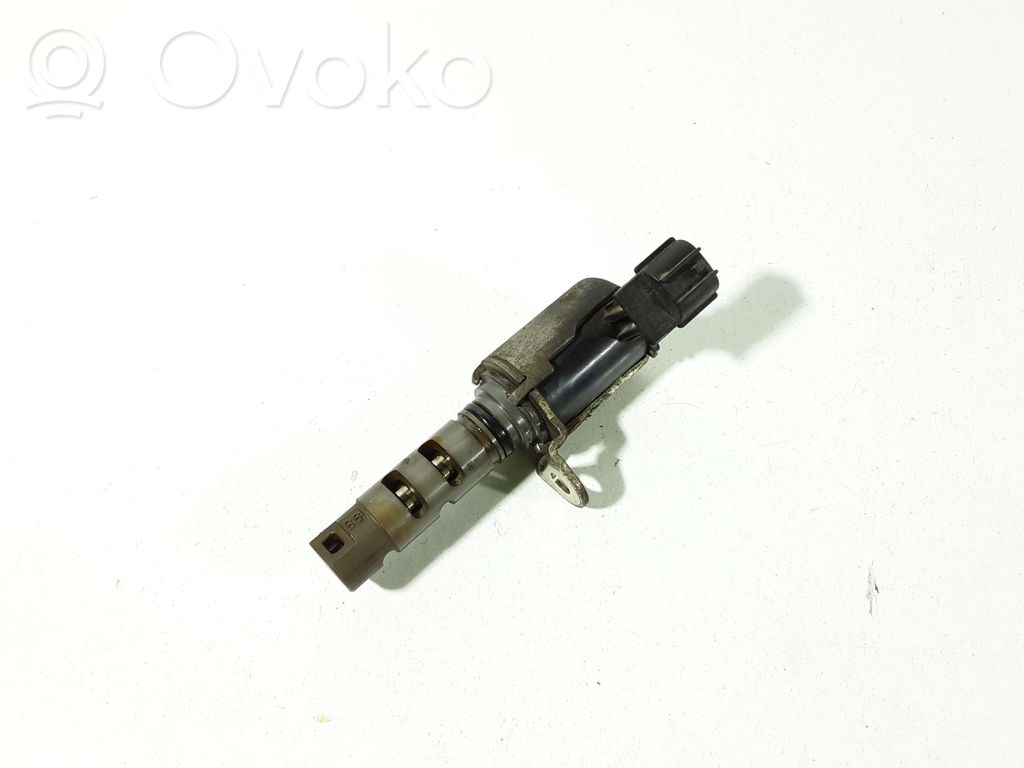Toyota Corolla E120 E130 Zawór sterujący / Ustawienia wałka rozrządu 