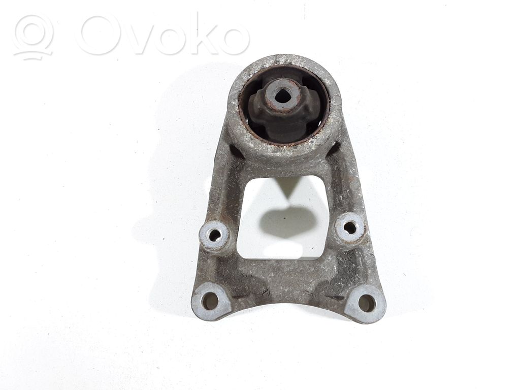 Toyota RAV 4 (XA30) Rear differential mounting bracket 