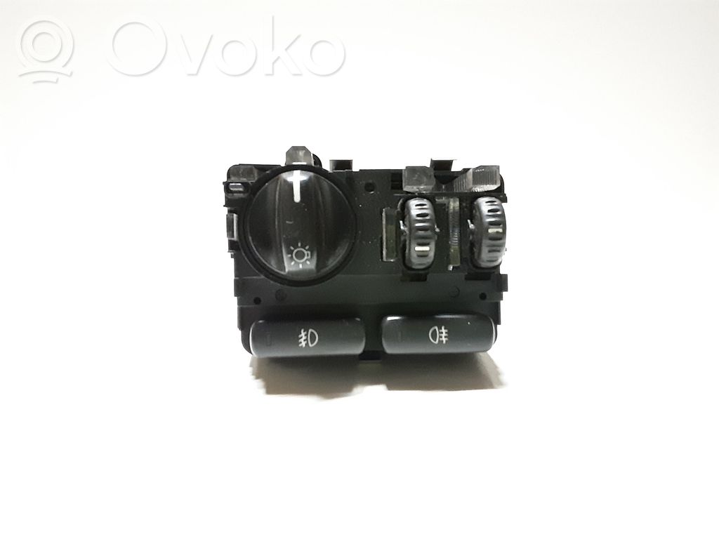 Volvo XC90 Light switch 