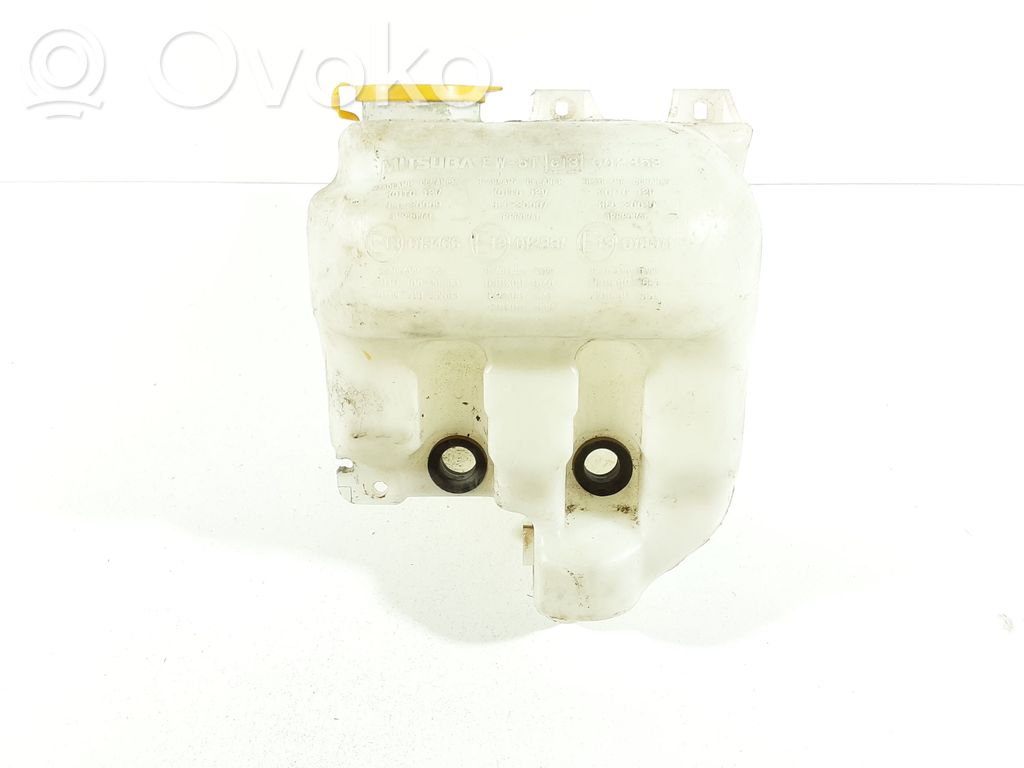 Subaru Forester SF Windshield washer fluid reservoir/tank 