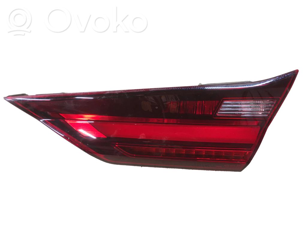 BMW 1 F40 Lampy tylnej klapy bagażnika 