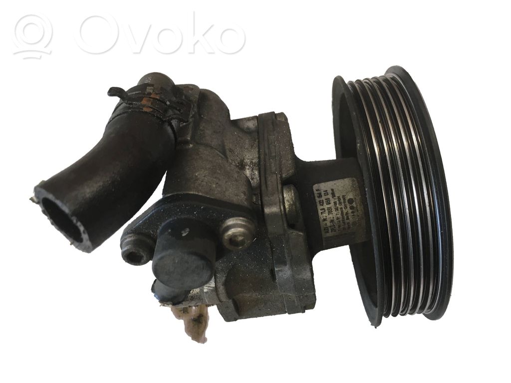 Audi Q7 4L Pompa wspomagania 
