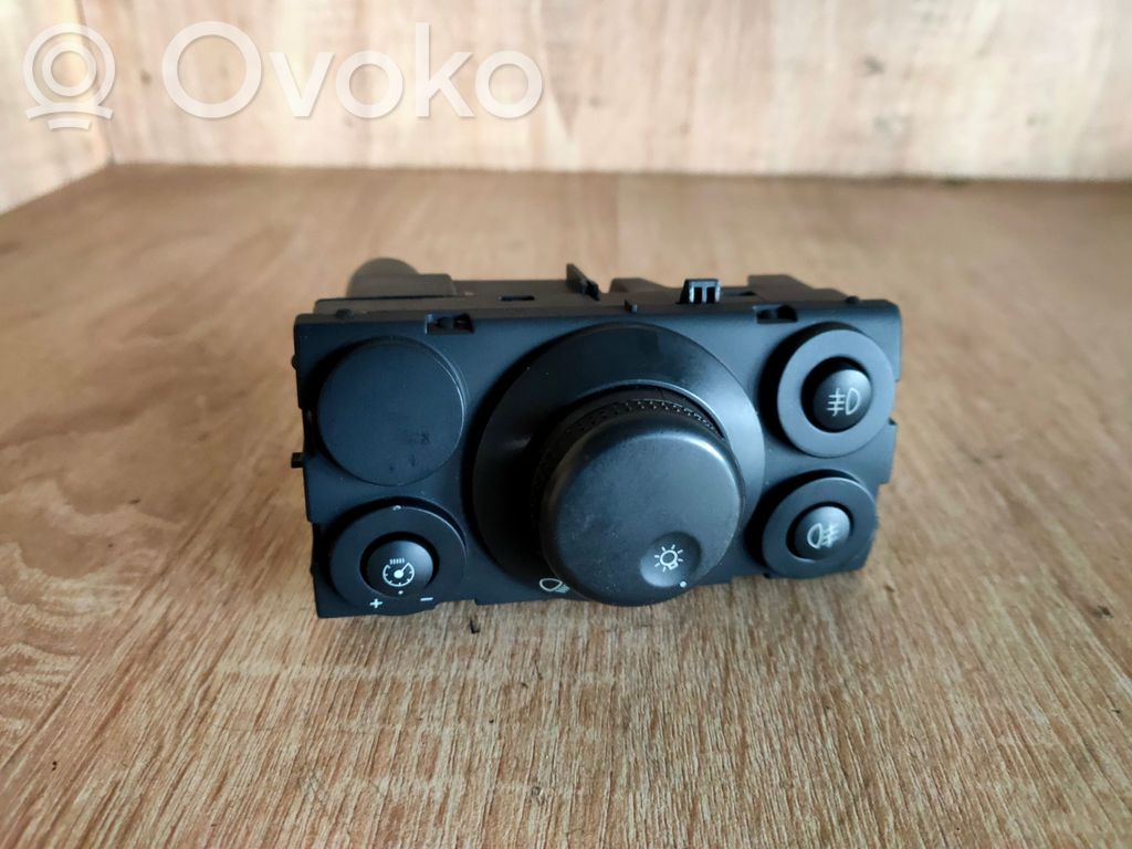 Opel Astra H Light switch 