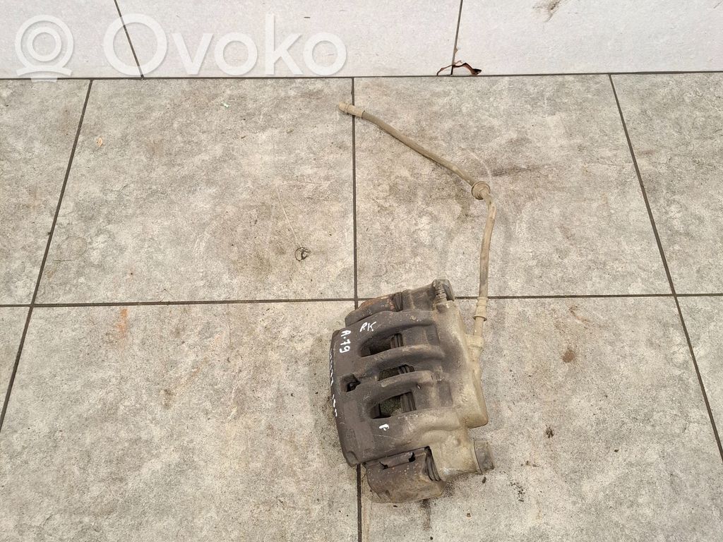 Mercedes-Benz Vito Viano W447 Zacisk hamulcowy przedni 