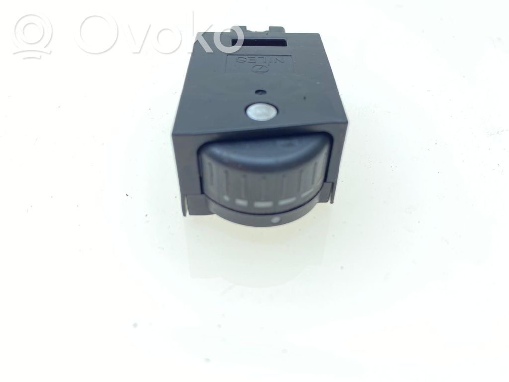 Subaru Legacy Panel lighting control switch 