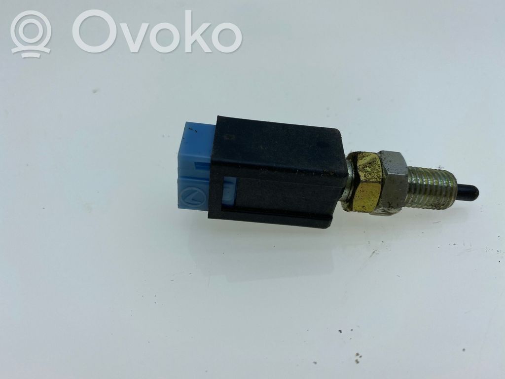 Subaru Outback Sensor del pedal de embrague 