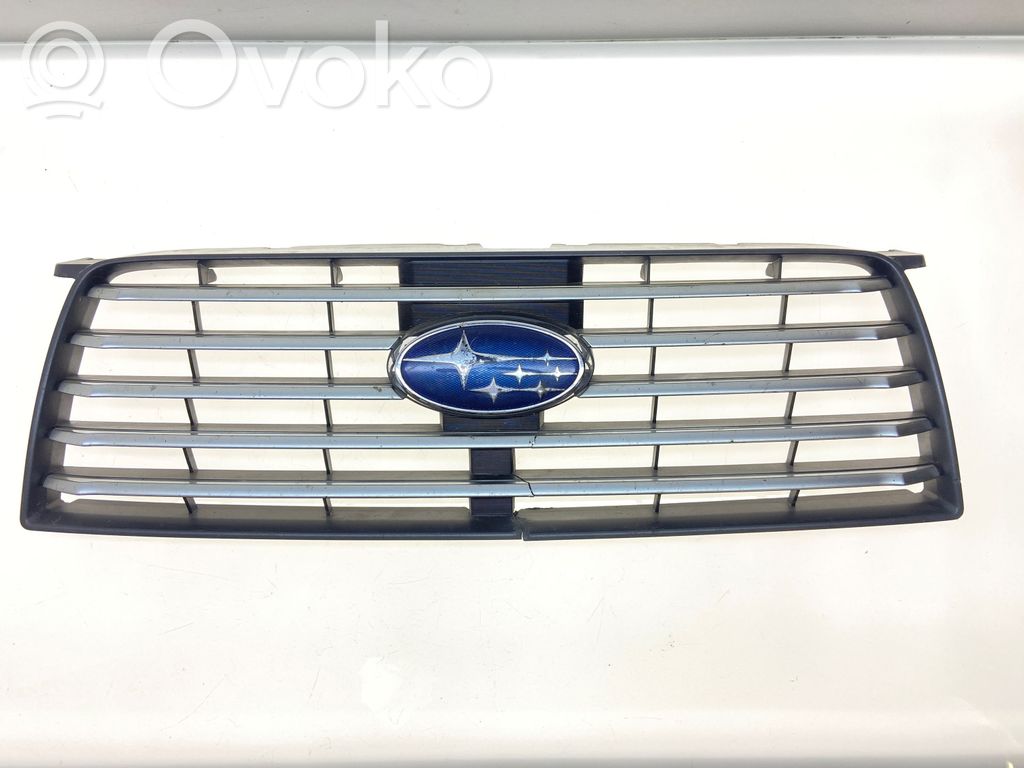 Subaru Forester SG Etupuskurin ylempi jäähdytinsäleikkö 