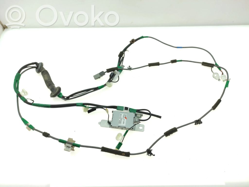 Subaru B9 Tribeca Antennenverstärker Signalverstärker 
