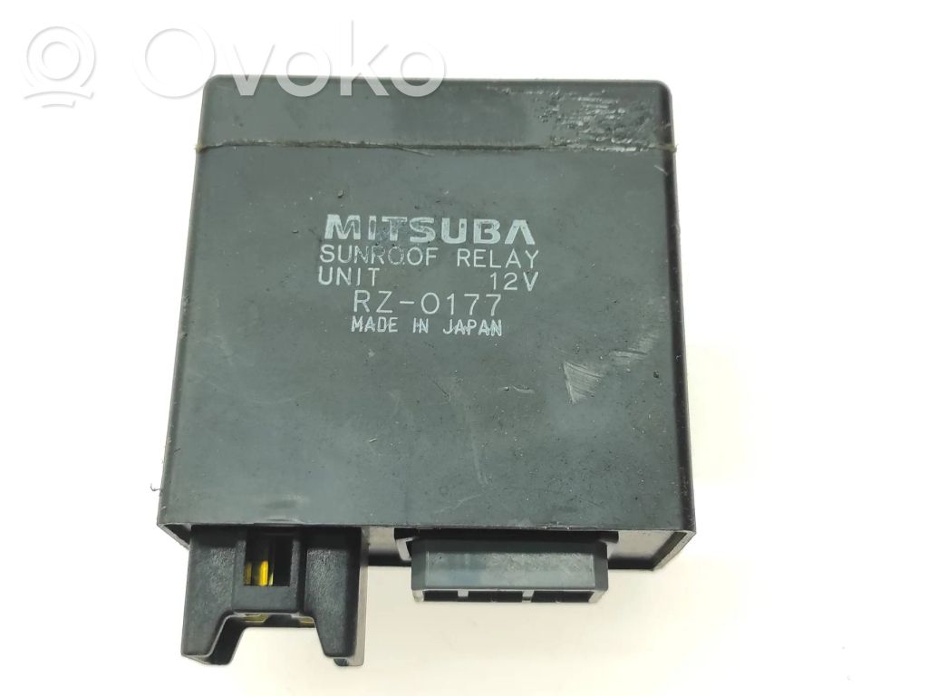 Subaru Legacy Unité de commande / module de toit ouvrant 