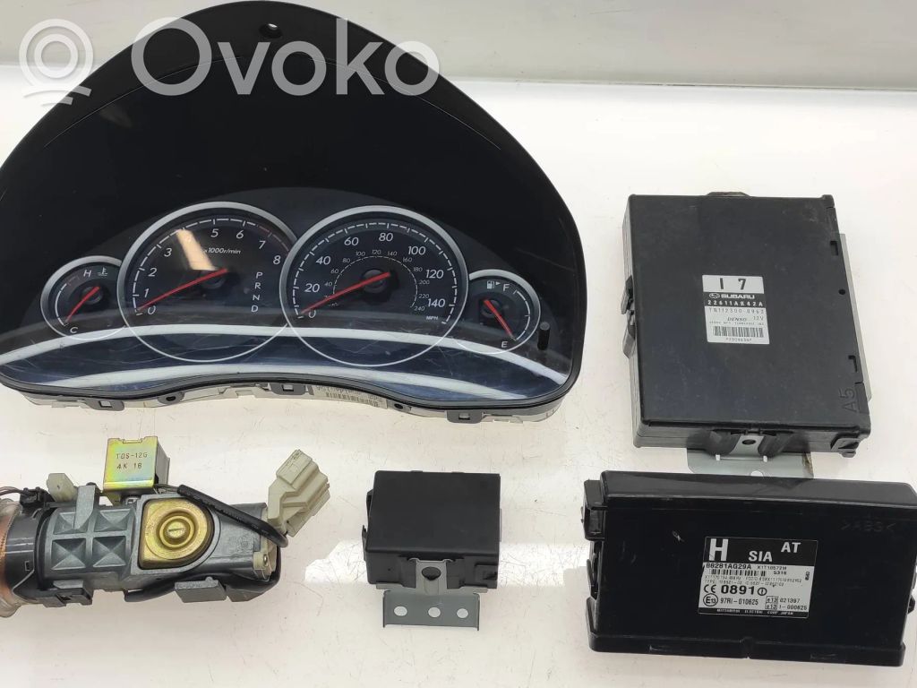 Subaru Legacy Moottorinohjausyksikön sarja ja lukkosarja 