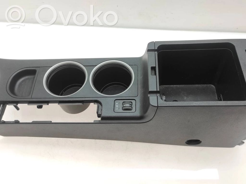 Subaru Legacy Center console 
