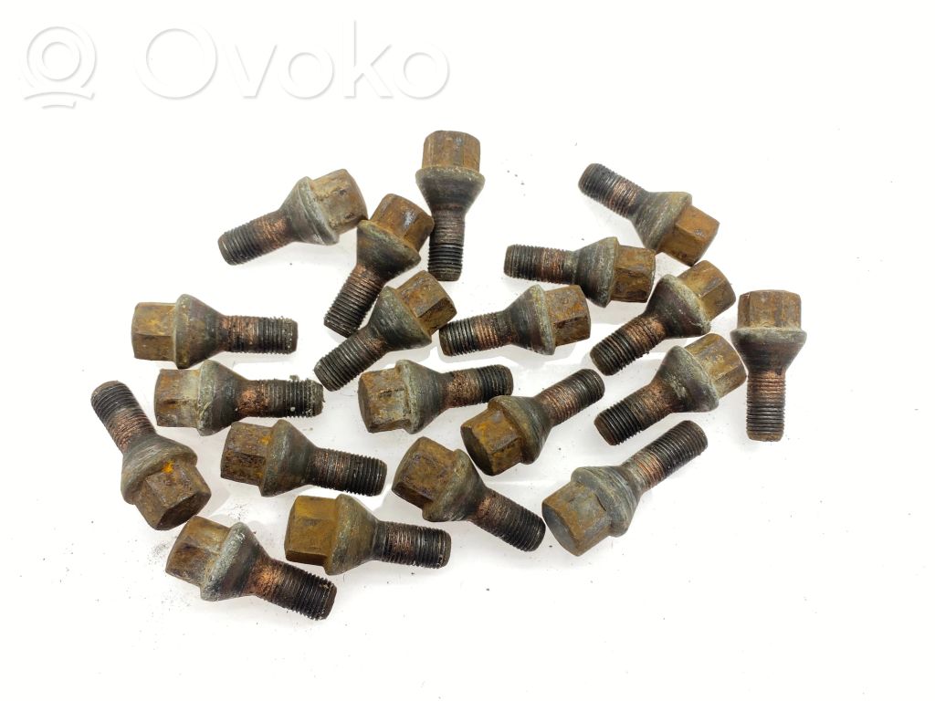Nuts/bolts
