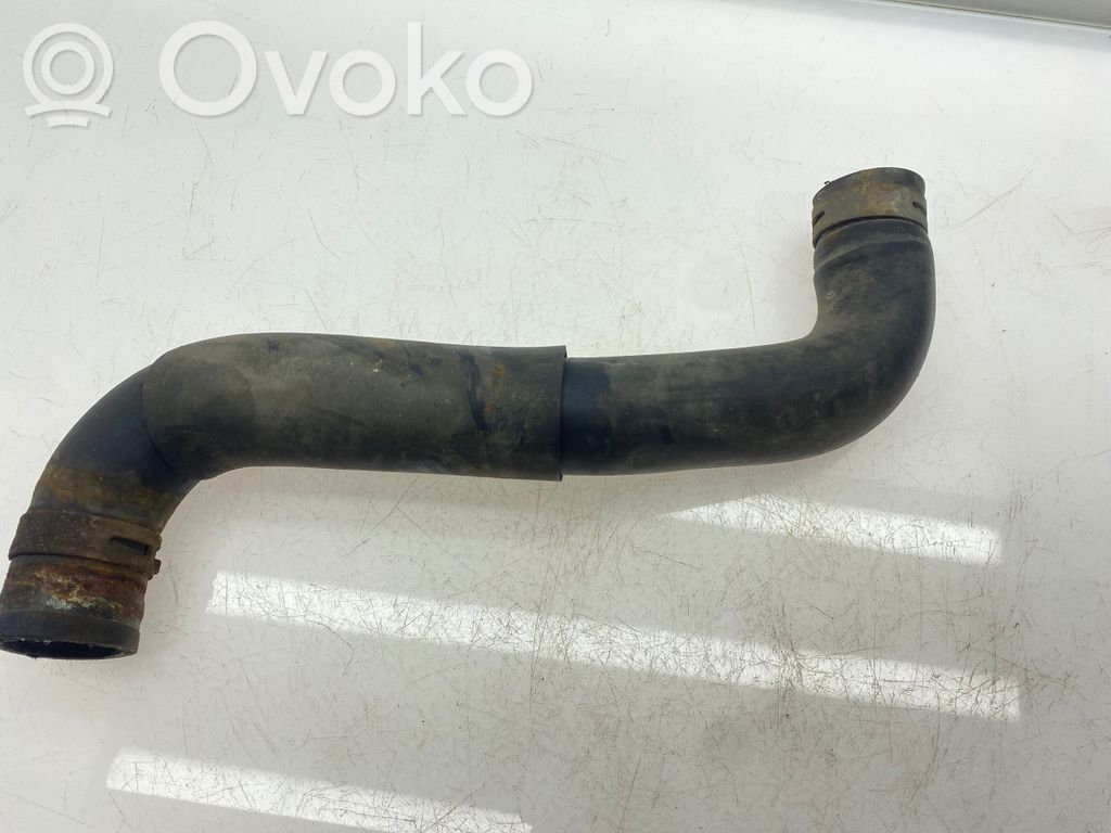 Engine coolant pipe/hose