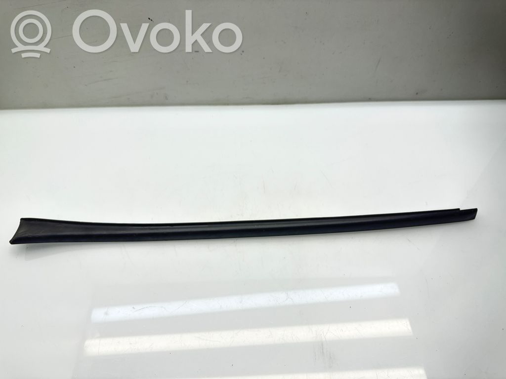 Cupra Formentor Windshield trim 