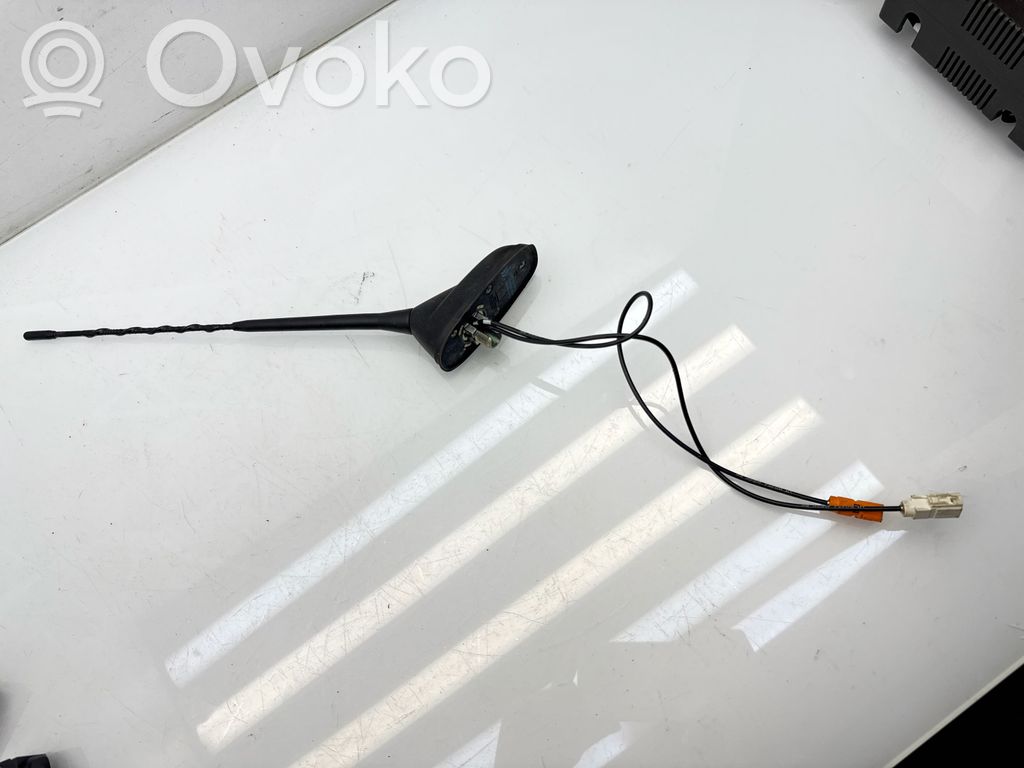 Opel Mokka B Radion antenni 