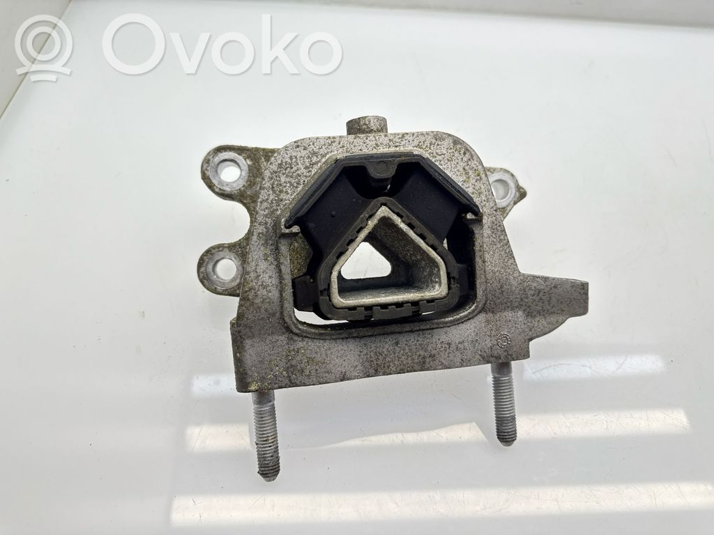 Opel Mokka B Engine mount bracket 