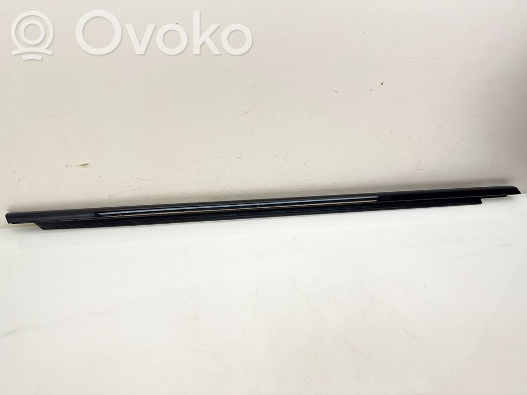Listwa / Uszczelka szyby drzwi   5140G20,7465152