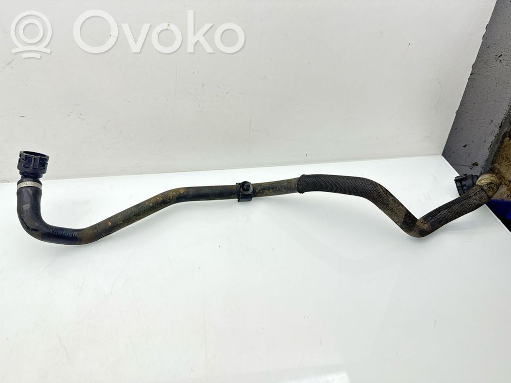 BMW 3 G20 G21 Tubo flessibile del liquido di raffreddamento del motore 