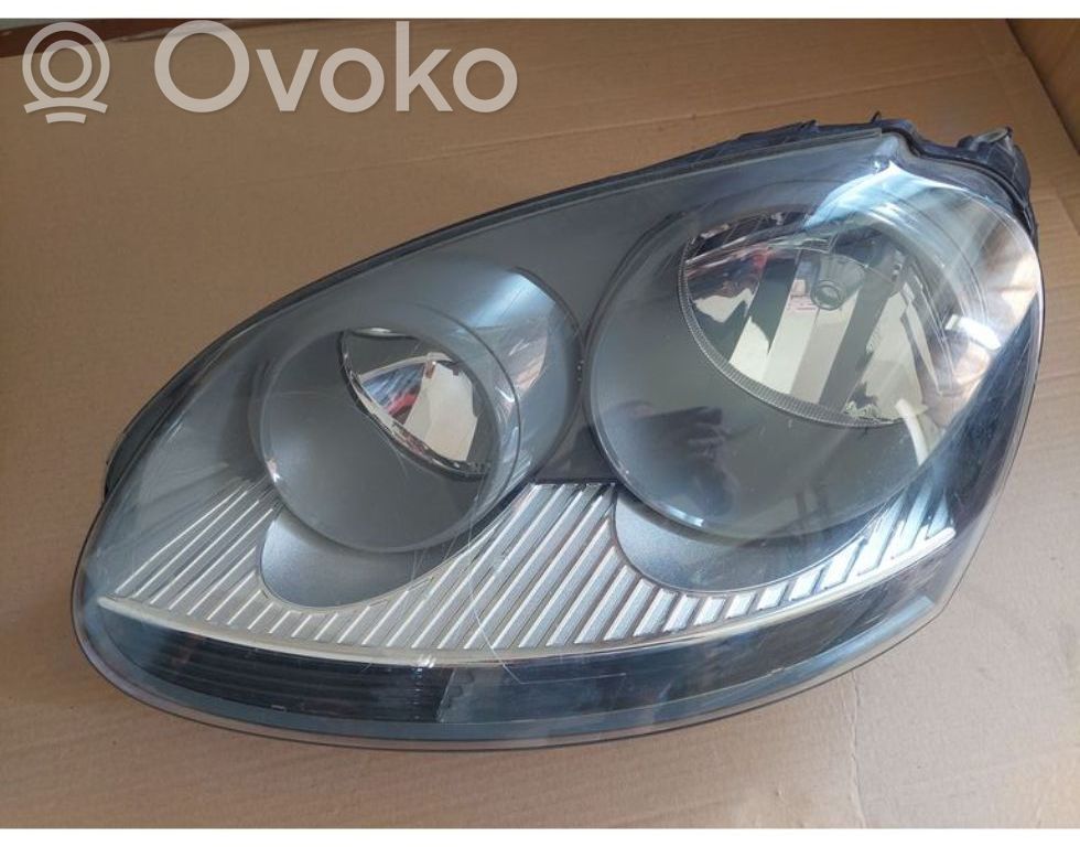 Volkswagen Golf V Lampa przednia 