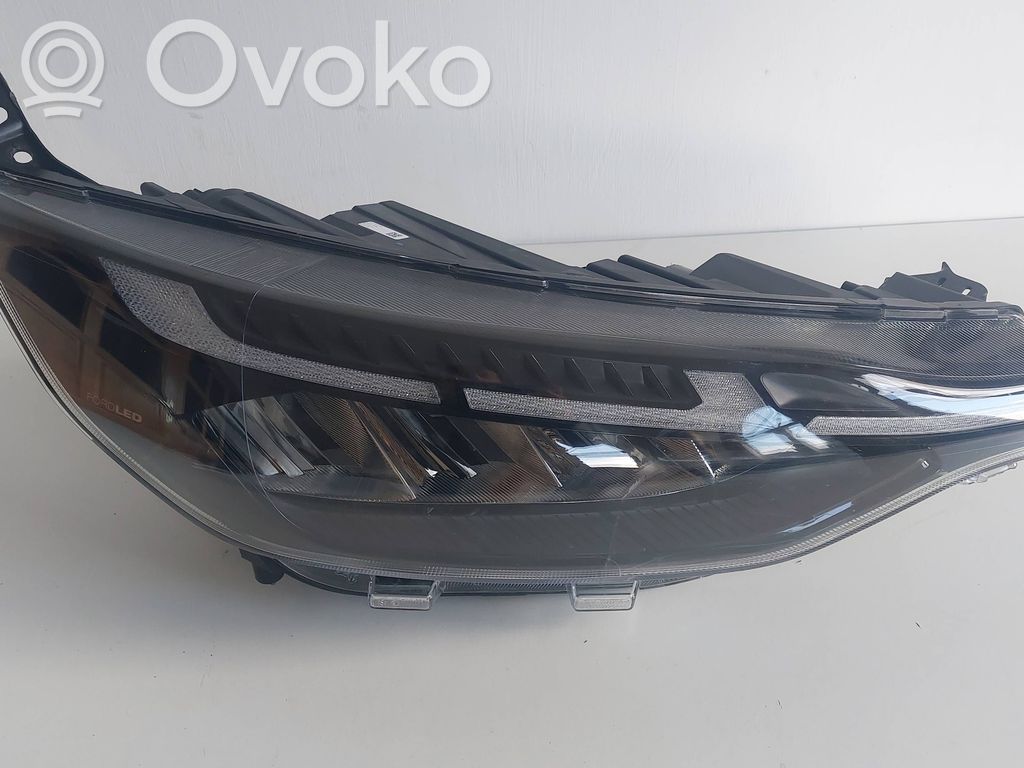 Ford Transit Custom II Headlight/headlamp 