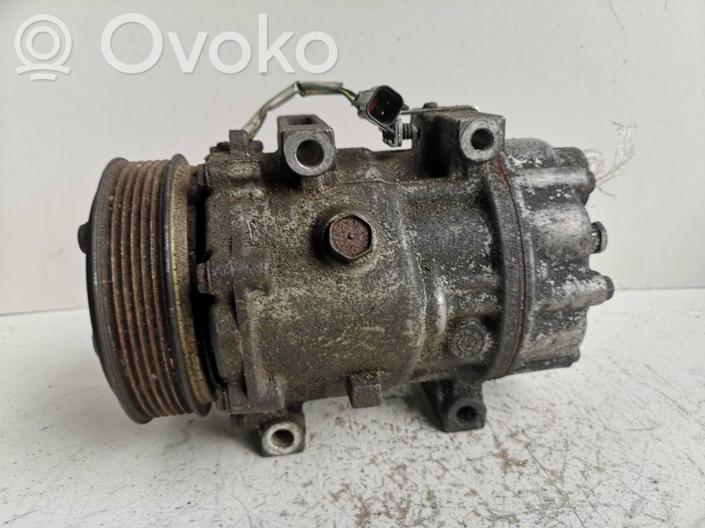 Ford C-MAX I Air conditioning (A/C) compressor (pump) 