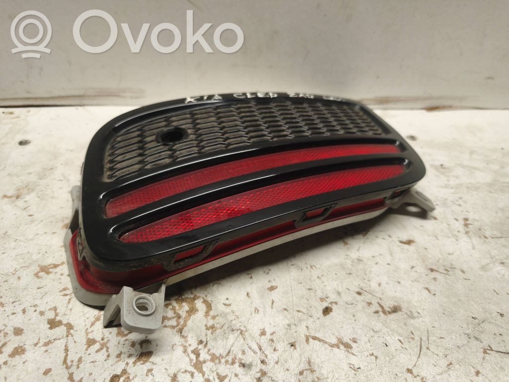 KIA Ceed Évent de pression de quart de panneau 