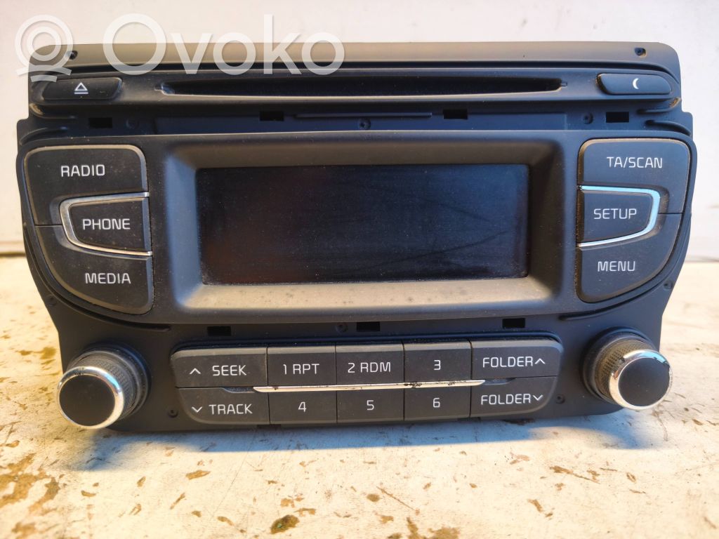 KIA Ceed Radio / CD-Player / DVD-Player / Navigation 