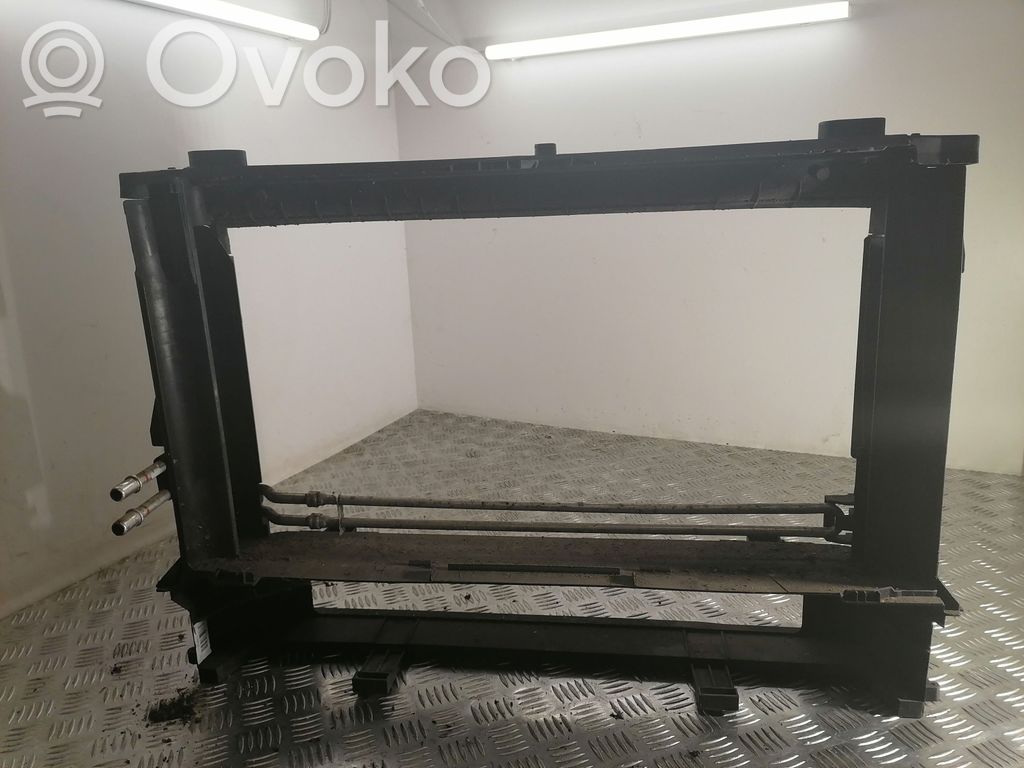 BMW 5 E60 E61 Radiatoru paneļa turētājs (televizora) 