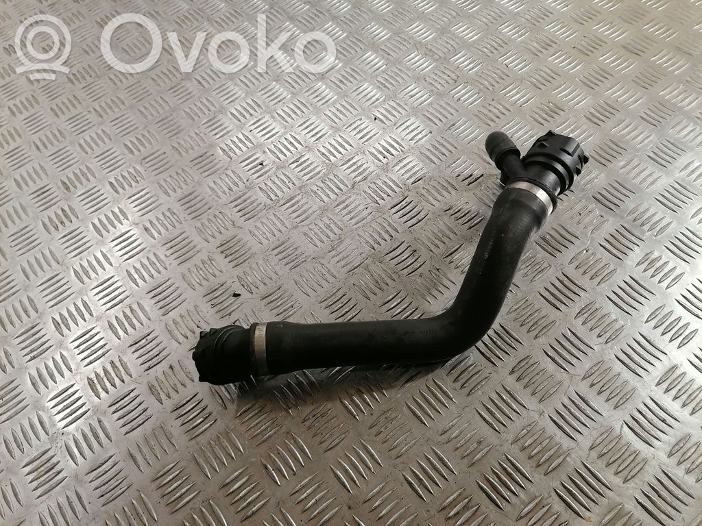 BMW 5 E60 E61 Engine coolant pipe/hose 