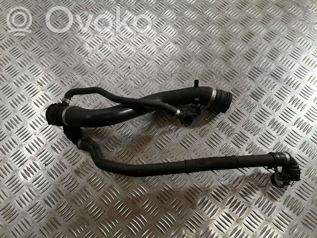 BMW 5 E60 E61 Engine coolant pipe/hose 