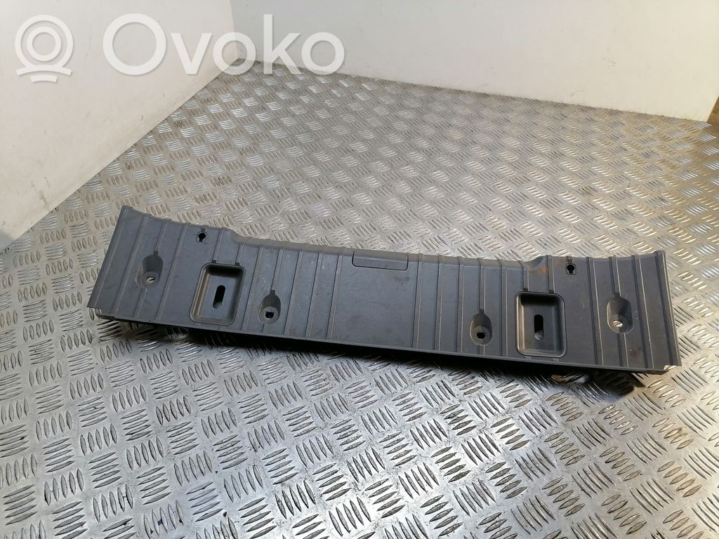 BMW 3 E90 E91 Galinio slenksčio apdaila (vidinė) 