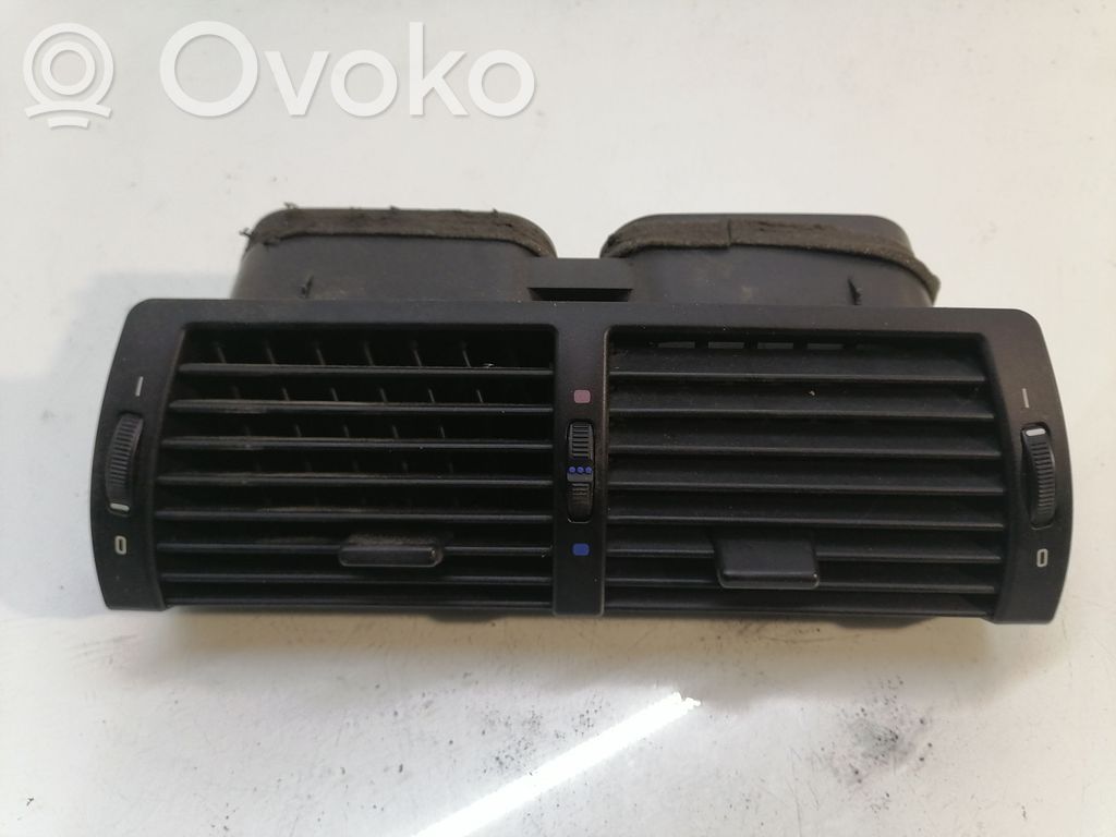 BMW X5 E53 Centrinės oro grotelės 