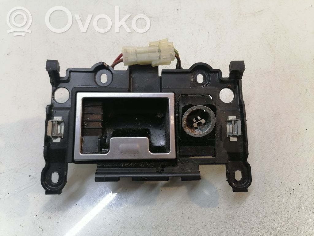 BMW 5 E60 E61 Pelnutrauks (priekšā) 
