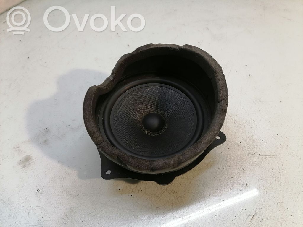BMW X5 E53 Front door speaker 