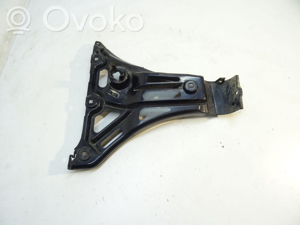 BMW 5 E60 E61 Takapuskurin kannake 