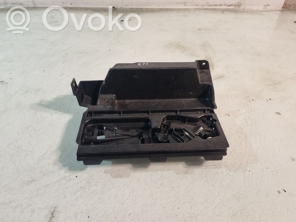 BMW 3 E90 E91 Other trunk/boot trim element 